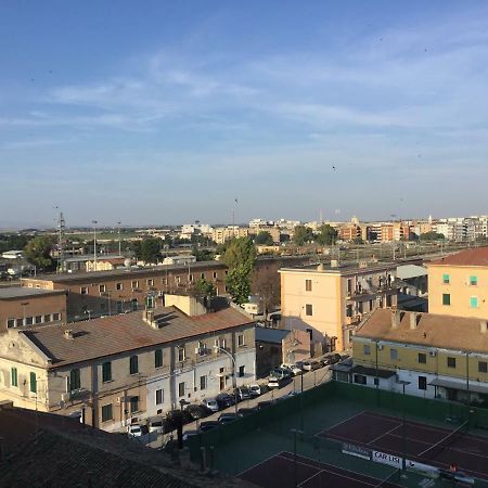 A 2 Passi Da Bed & Breakfast Foggia Luaran gambar