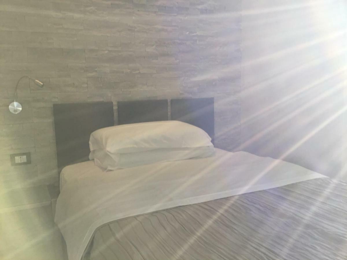 A 2 Passi Da Bed & Breakfast Foggia Luaran gambar