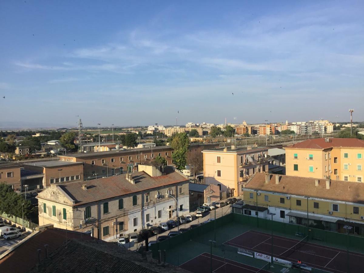 A 2 Passi Da Bed & Breakfast Foggia Luaran gambar