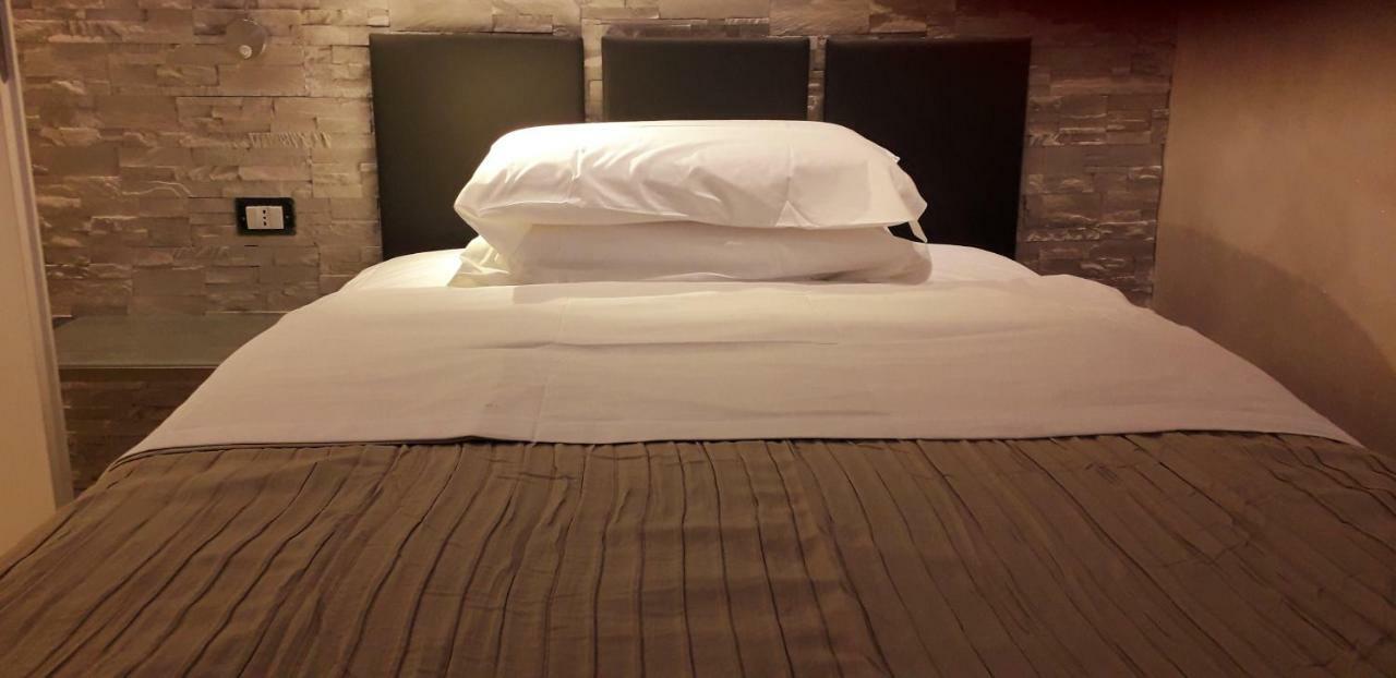 A 2 Passi Da Bed & Breakfast Foggia Luaran gambar